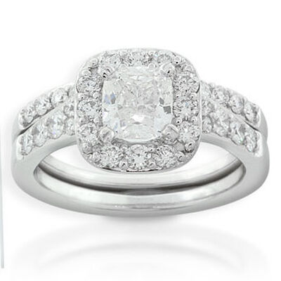 Diamond Halo Bridal Set 14K