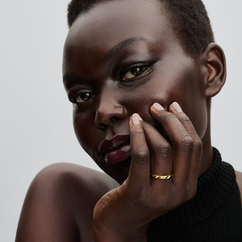 Pandora Rippled Band Ring image number 2